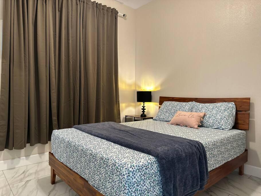 New Renovated House In Little Saigon Villa Midway City Exterior foto