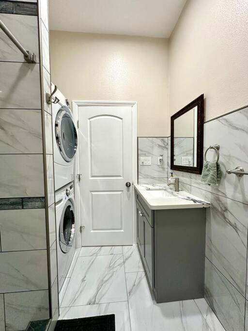 New Renovated House In Little Saigon Villa Midway City Exterior foto
