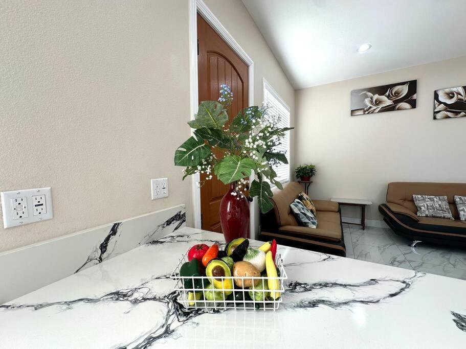 New Renovated House In Little Saigon Villa Midway City Exterior foto